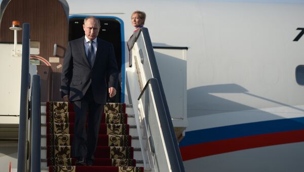 En Russie, le président Vladimir Poutine se déplace à bord du fameux Il-96 - Sputnik Afrique