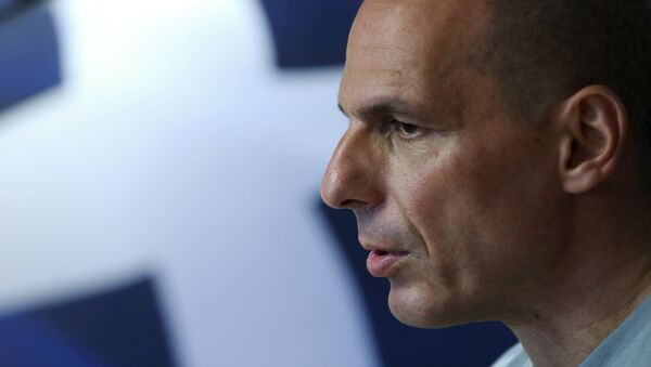 Greek Finance Minister Yanis Varoufakis arrives to make a statement in Athens, Greece, in this July 5, 2015 - Sputnik Afrique
