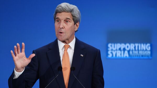 US Secretary of State John Kerry addresses delegates during during a donor conference entitled 'Supporting Syria & The Region' at the QEII centre in central London on February 4, 2016 - Sputnik Afrique