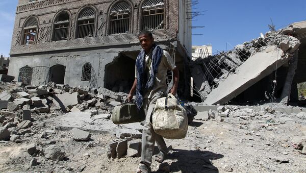 Последствия авиаударов по Сане, Йемен - Sputnik Afrique