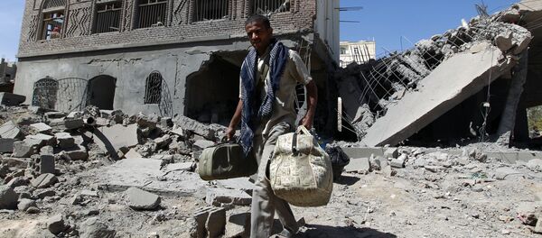 Последствия авиаударов по Сане, Йемен - Sputnik Afrique