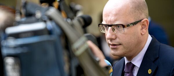 Bohuslav Sobotka, Prime Minister of the Czech Republic, speaks to the press during a high-level meeting on the fight against social dumping and free trade in the European Union, in Brussels, on June 25, 2015 - Sputnik Afrique