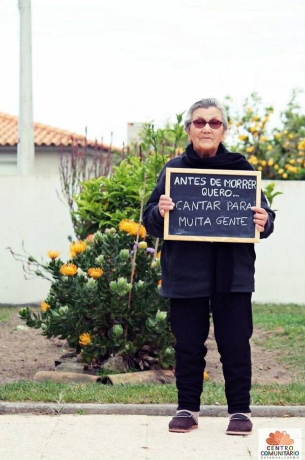 Avant de mourir, je voudrais chanter devant un grand public - Sputnik Afrique