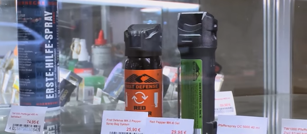 Armes non létales - Sputnik Afrique