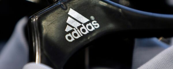 Adidas logo - Sputnik Afrique