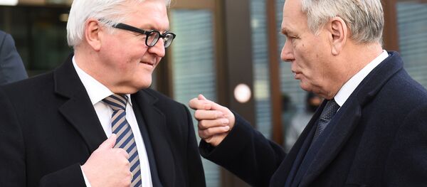 Frank-Walter Steinmeier et Jean-Marc Ayrault - Sputnik Afrique