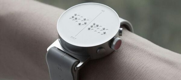 The Dot montre connectée équipée d'un afficheur en braille - Sputnik Afrique