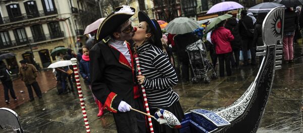 C'est au moins ça: ce qui attire la femme chez l'homme n'est plus un mystère - Sputnik Afrique