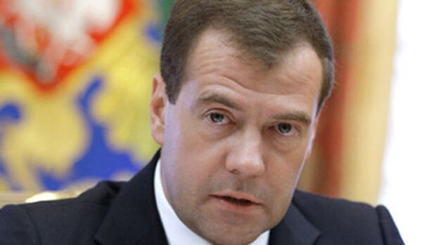 Dmitri Medvedev : il faut préparer les jeunes Russes à vivre dans les nouvelles conditions - Sputnik Afrique