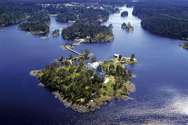 L'île Valaam se situe dans la partie nord-ouest du lac Ladoga (Carélie). Elle est surtout connue pour son monastère de Valaam mais aussi pour sa beauté naturelle. - Sputnik Afrique