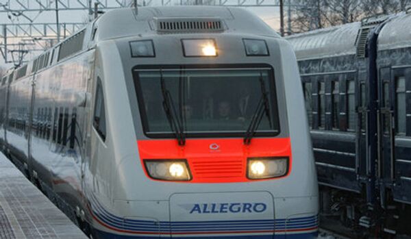 Le train rapide Allegro est arrivé à Saint-Pétersbourg - Sputnik Afrique