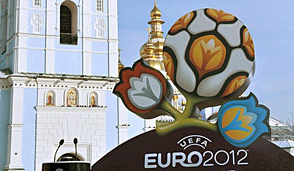 Euro 2012: Kiev offrira des cours d'anglais aux employés des restaurants - Sputnik Afrique