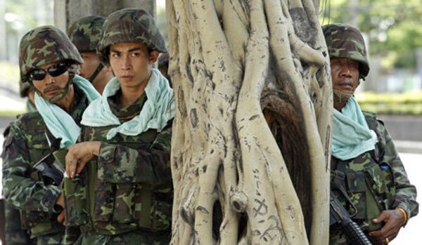 Les militaires thaïs et cambodgiens ont rouvert le feu dans un terrain contesté - Sputnik Afrique