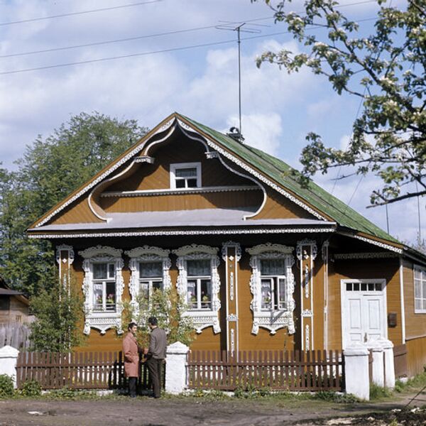 Palekh est la plus vieille et prestigieuse école de miniature laquée russe, mais aussi le style et la tradition de la peinture sur laque. - Sputnik Afrique
