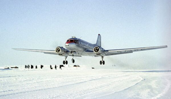 L'Aviation polaire russe fête le 80e anniversaire - Sputnik Afrique