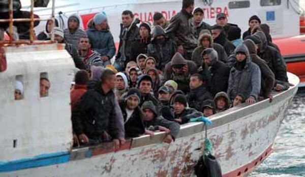 L'Italie a rapatrié plus de 300 réfugiés tunisiens - Sputnik Afrique