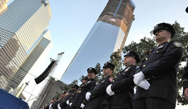 Les New-Yorkais observent une minute de silence en souvenir des victimes des attentats du 11 septembre 2001 - Sputnik Afrique