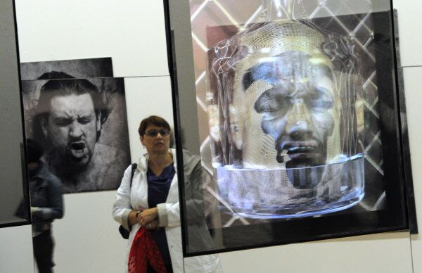 Art Moscow regroupe une quarantaine de galeries de 14 pays et propose également des expositions personnelles d’artistes. - Sputnik Afrique