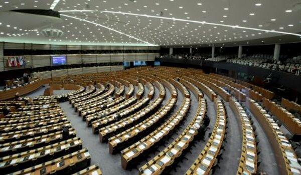 Les parlementaires européens ont approuvé un paquet de mesures pour la discipline financière - Sputnik Afrique