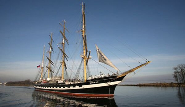 La barque « Krusenstern » est arrivé à Zeebruges - Sputnik Afrique