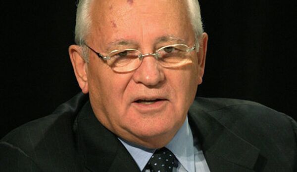 Le monde devrait tirer des leçons du printemps arabe (Gorbatchev) - Sputnik Afrique
