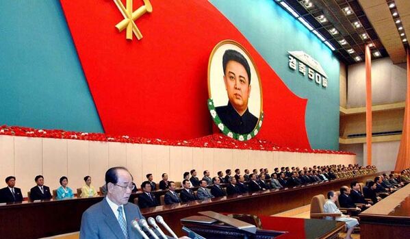 La majorité des politologues ont tout de suite appelé le «jeune général» futur successeur de Kim Jong Il - Sputnik Afrique