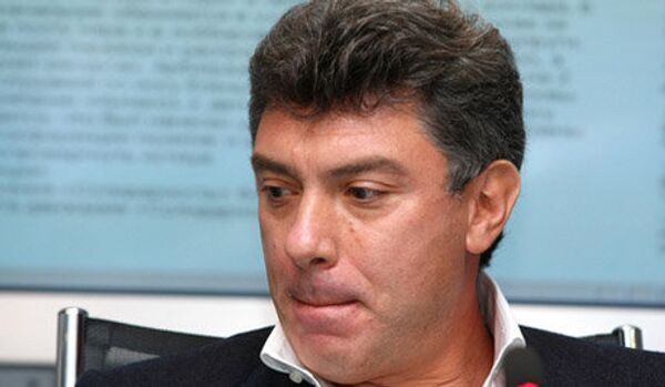 Ecoutes téléphoniques: Nemtsov portera plainte - Sputnik Afrique