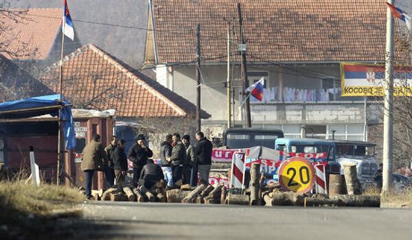 Kosovo: la police utilise le gaz lacrymogène et des canons à eau - Sputnik Afrique
