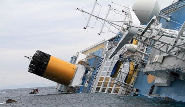 Costa Concordia: petite-fille d'une passagère survécue du Titanic sauvée - Sputnik Afrique