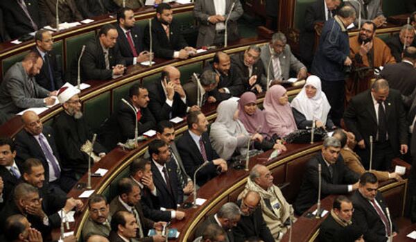 Egypte: le parlement suspend les contacts avec la Syrie - Sputnik Afrique