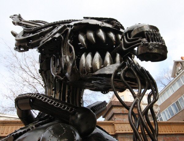 Les statues d'Alien et d'autres monstres cinématographiques sont érigées aussi bien à l'étranger que dans certaines villes russes - Sputnik Afrique