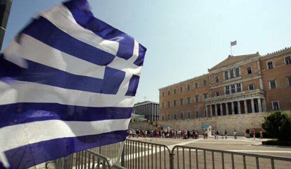 Grèce: le parlement vote pour le plan d'austérité - Sputnik Afrique