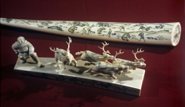 Les trésors de l'artisanat russe: sculpture d’ ivoire de Kholmogory - Sputnik Afrique