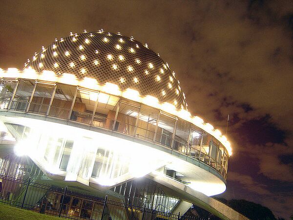Le planétarium Galileo Galilei (sur la photo) a été construit dans la capitale de l'Argentine Buenos-Aires en 1968. - Sputnik Afrique