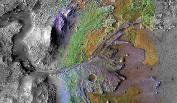 Les cratères de Mars susceptibles d’abriter la vie - Sputnik Afrique
