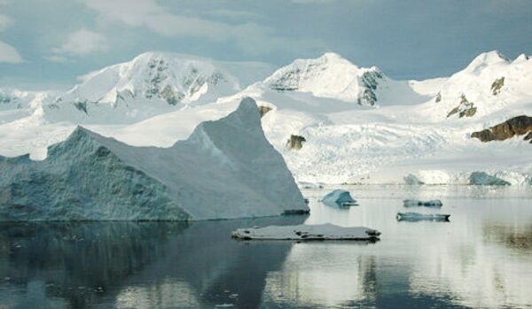 Les glaces de l'Antarctique fondent à vue d'œil - Sputnik Afrique