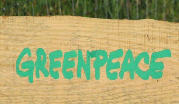 Militants de Greenpeace se sont enchainés à bord d’un brise-glaces - Sputnik Afrique