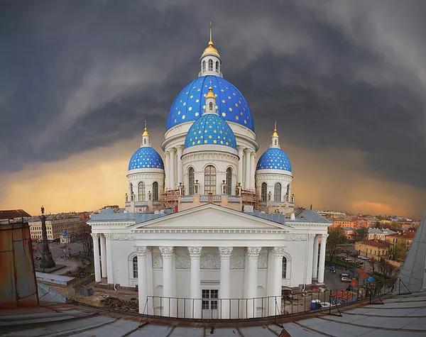 Cathédrale de la Sainte-Trinité-du-régiment-de-la-garde-de-Sa-Majesté Izmaïlovski - Sputnik Afrique