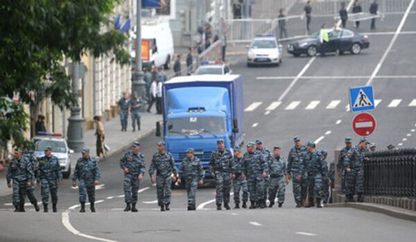 L'action de l'opposition, accordée avec les autorités de Moscou s'est déroulée dans le calme et sans incidents. Il n'y a pas eu de provocations, et la police n'a pas gêné les manifestants. - Sputnik Afrique