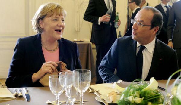 Hollande et Merkel célèbrent l'amitié franco-allemande à Reims - Sputnik Afrique