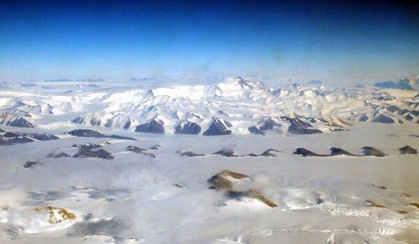 Une vallée gigantesque découverte sous les glaciers de l’Antarctide - Sputnik Afrique