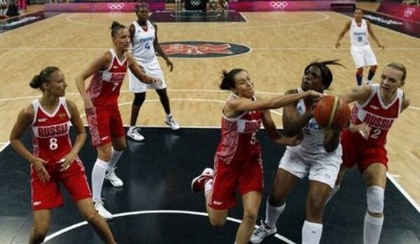 JO : les basketteuses françaises remportent leur dernier match de poule contre la Russie - Sputnik Afrique