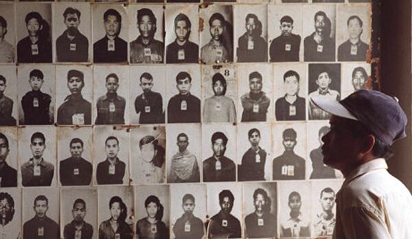 Un charnier des victimes des Khmers rouges retrouvé au Cambodge - Sputnik Afrique