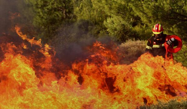 Les habitants de Serbie sont évacués à causes des incendies de forêt - Sputnik Afrique