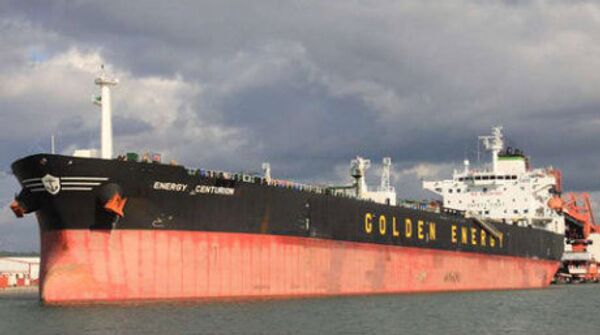 Un pétrolier avec des Russes à son bord a été capturé par les pirates au large du Togo - Sputnik Afrique
