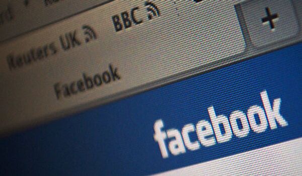 Une adolescente tuée pour des messages sur Facebook - Sputnik Afrique