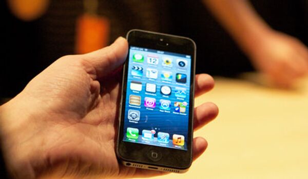 Un hacker a piraté le nouvel iPhone 5 - Sputnik Afrique