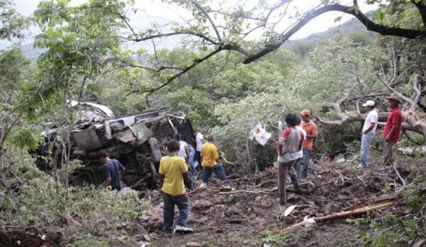 Un accident de la circulation fait 16 morts au Mexique - Sputnik Afrique