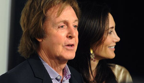Paul McCartney et son épouse ont failli s'écraser en hélicoptère - Sputnik Afrique