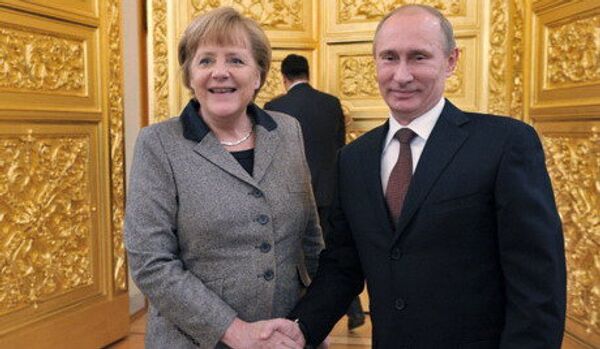 Poutine : Russie ne doute pas de la viabilité de l'UE et de l'euro - Sputnik Afrique